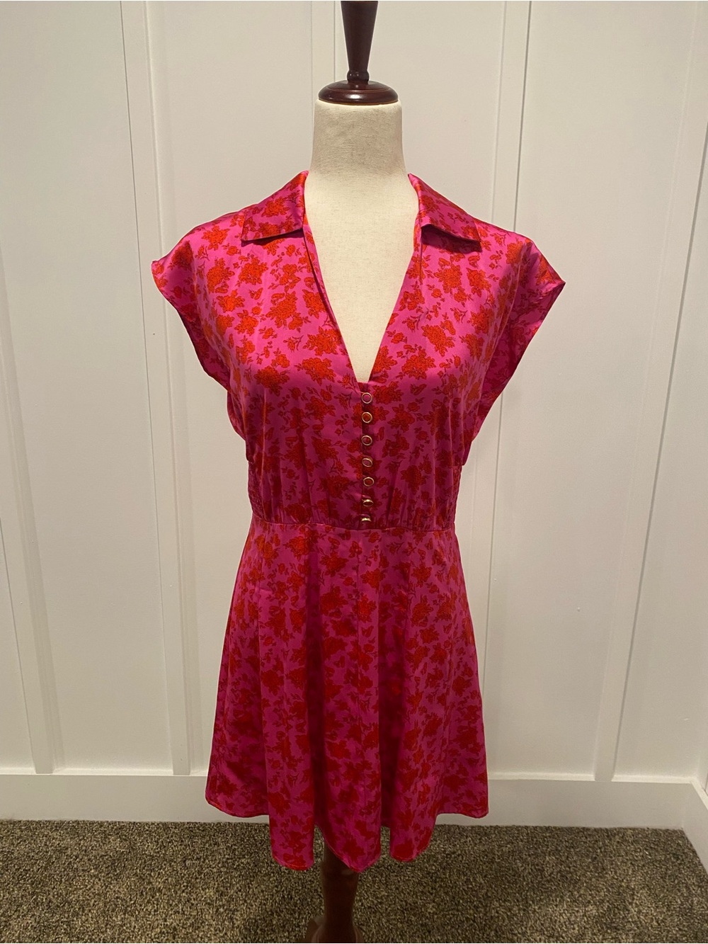 NWT Zara Pink Floral Button-Front Mini Dress Medium